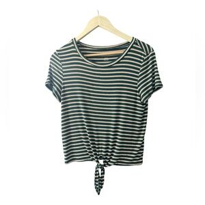 Women’s AE short sleeve striped tie shit.